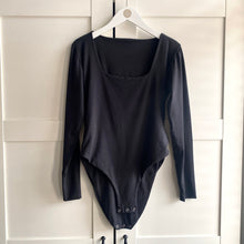 Load image into Gallery viewer, Square Neck Long Sleeve Bamboo Bodysuit