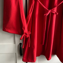 Load image into Gallery viewer, Bamboo 2-way sleeve corset detail Mini Dress