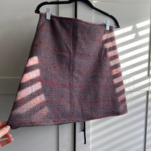 Load image into Gallery viewer, Size S Wrap Skirt