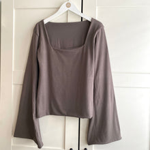Load image into Gallery viewer, Bell Sleeve Square neck Bamboo Top