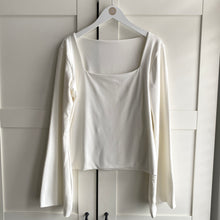 Load image into Gallery viewer, Bell Sleeve Square neck Bamboo Top