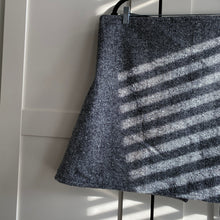 Load image into Gallery viewer, Size L Wrap Skirt