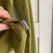 Load image into Gallery viewer, Round Neck Long Sleeve Bamboo Top