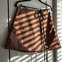 Load image into Gallery viewer, Size S Wrap Skirt