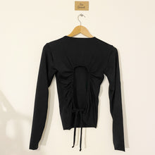 Load image into Gallery viewer, Open back Long Sleeve Bamboo Top