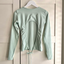 Load image into Gallery viewer, Open back Long Sleeve Bamboo Top