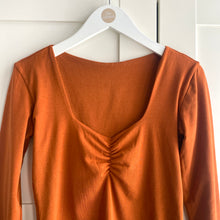 Load image into Gallery viewer, Ruched Bust Long Sleeve Bamboo Top
