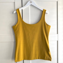 Load image into Gallery viewer, Reversible Bamboo Vest Top
