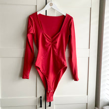Load image into Gallery viewer, Ruched Bust Long Sleeve Bamboo Bodysuit
